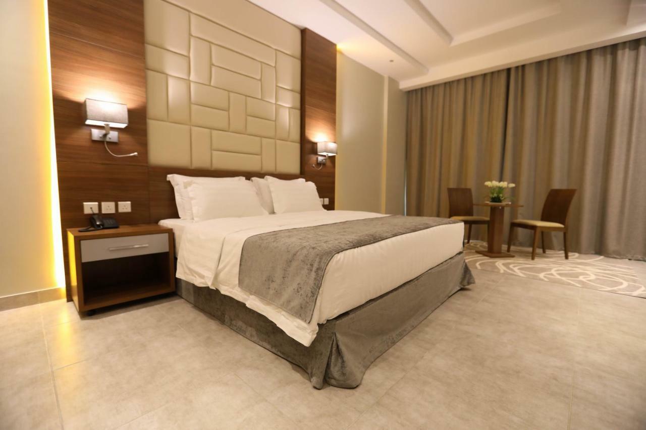 Hotel Diamond Tower 3*